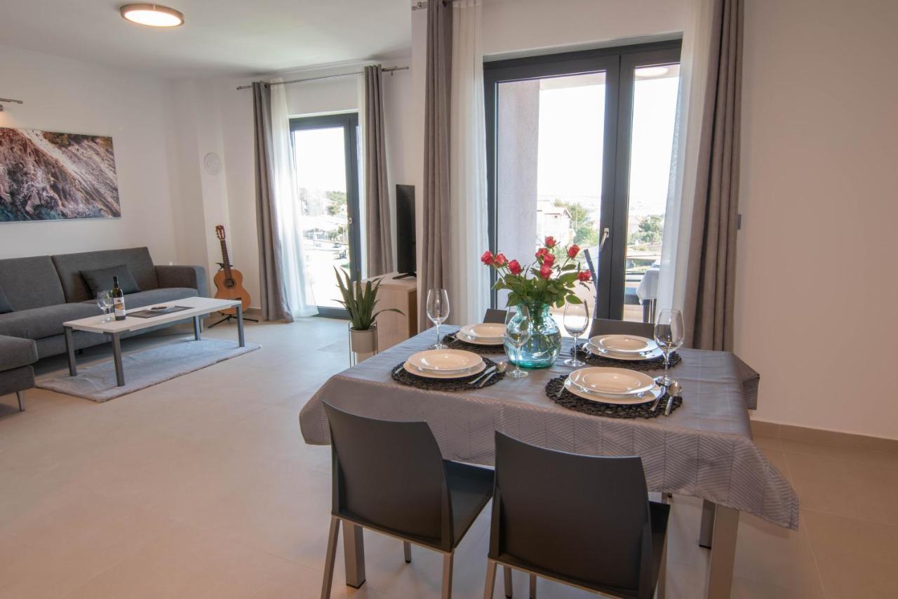 Luxury Apartment Faro With Sea View And Swimming Pool Premantura Exteriör bild